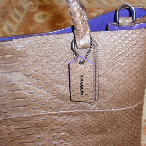 Coach Soft Borough Embossed Leather Handbag 32349 - Picture 10 of 16